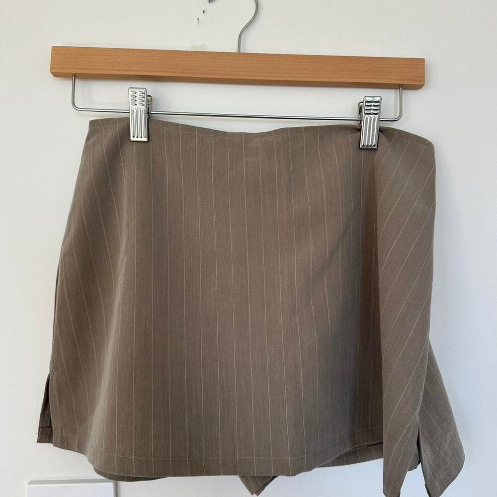 Princess polly skirt nwot comes